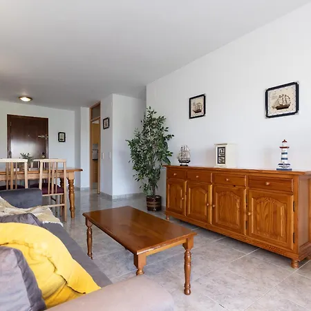 Uhc Park Village Apartment Salou